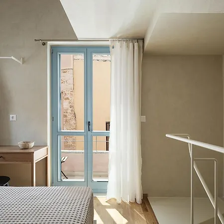 Apartment Off *
